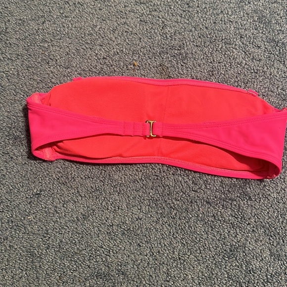 Worn A couple times ; great condition - Picture 2 of 3